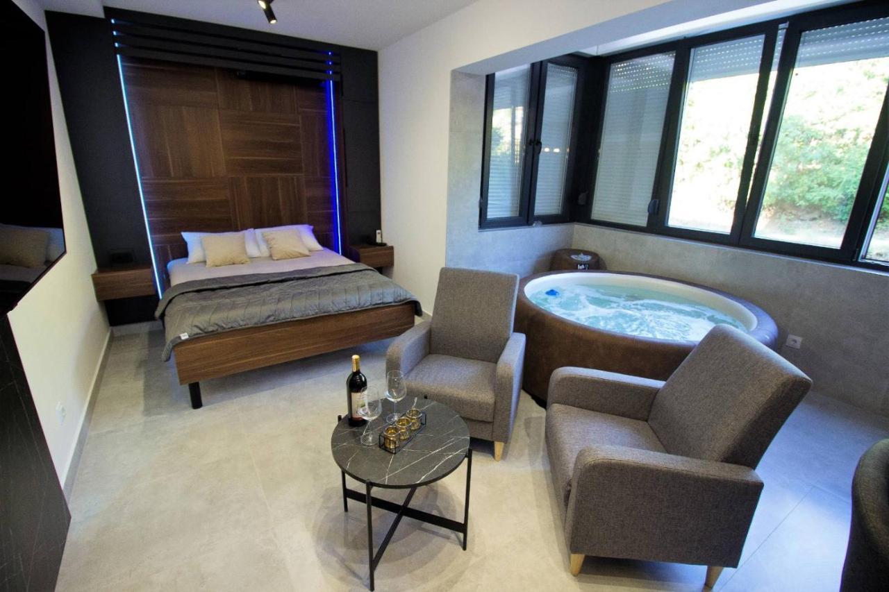 Jacuzzi Sauna Selfcheckin Mystic Мостар Екстериор снимка